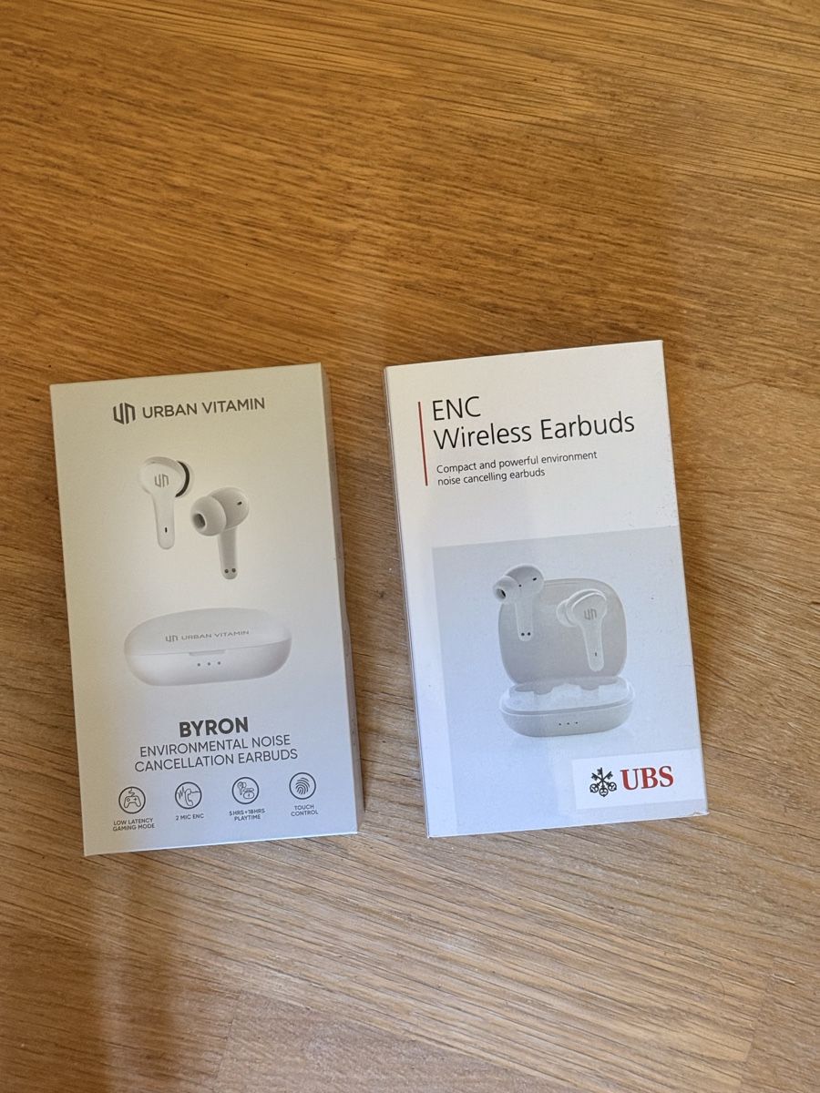 Cuffie: ENC WIRELESS EARBUDS. UBS Logo – Nuovo e nell'imballaggio originale da Davos Platz venduto da leo787 2
