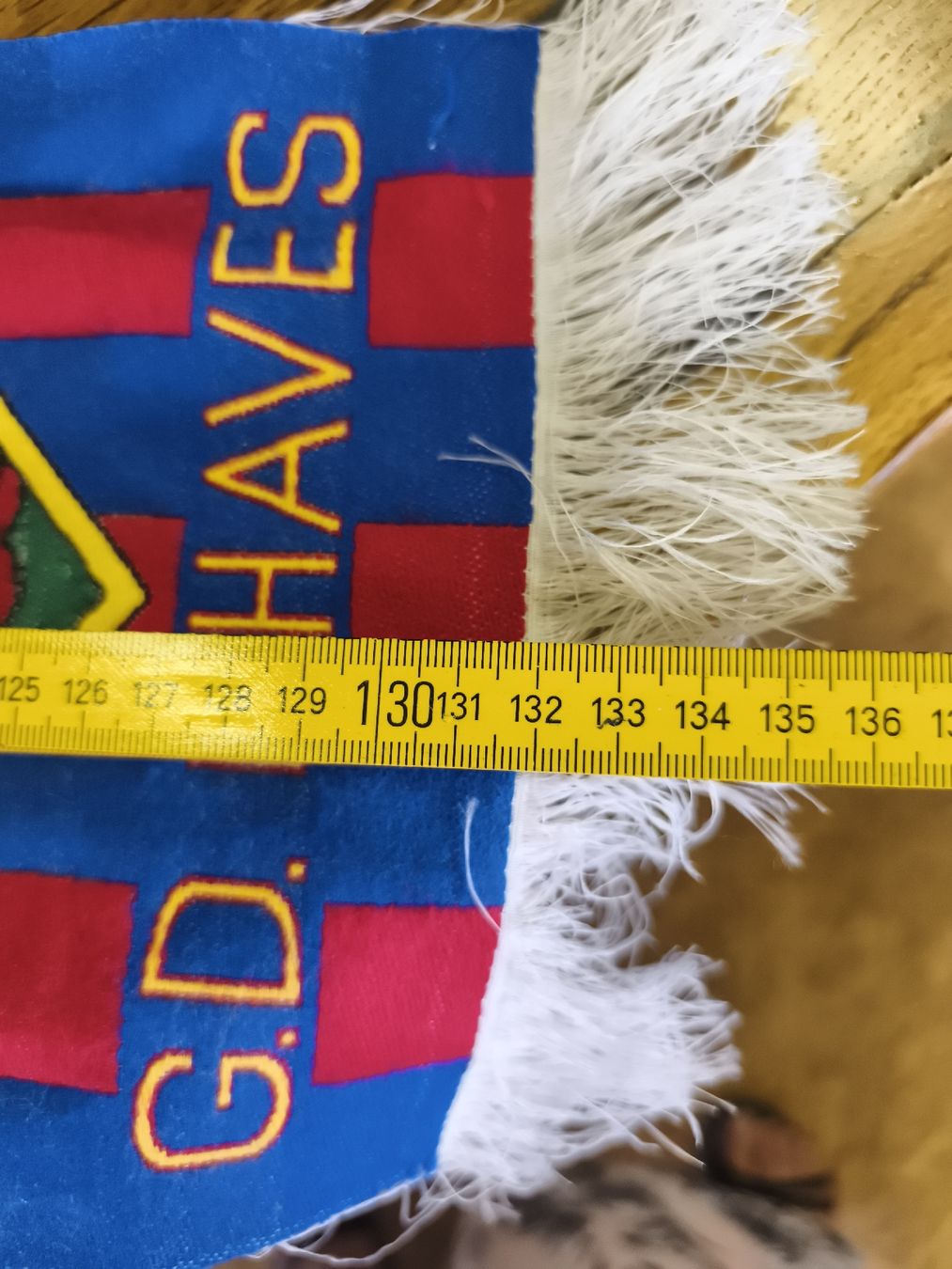 Foulard & Sciarpe: Der FussballfanSchal (A2) – Usato da Künten venduto da Schnaepplihuus 1