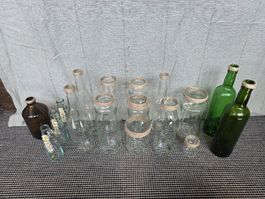 Vasen und Flaschen mit Juterand, 14 Stück, Hochzeit Tischdek