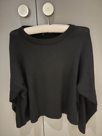 Schwarzer AQRoss Pullover, Gr. M/L, 100% Alpaka Wolle