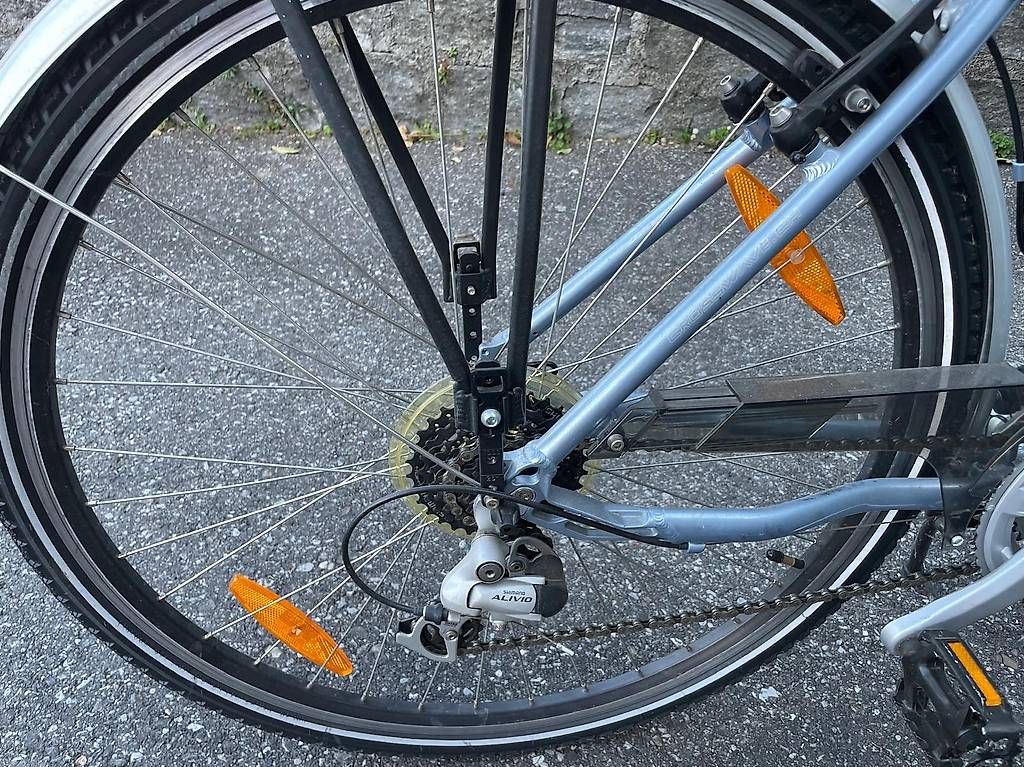 Vélos: Bicicletta da donna – D'occasion à Giubiasco par erm_ngb5 2