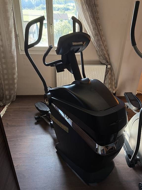 Hometrainer: Crosstrainer Octane  – Gebraucht aus Staad SG von met_k62l 4