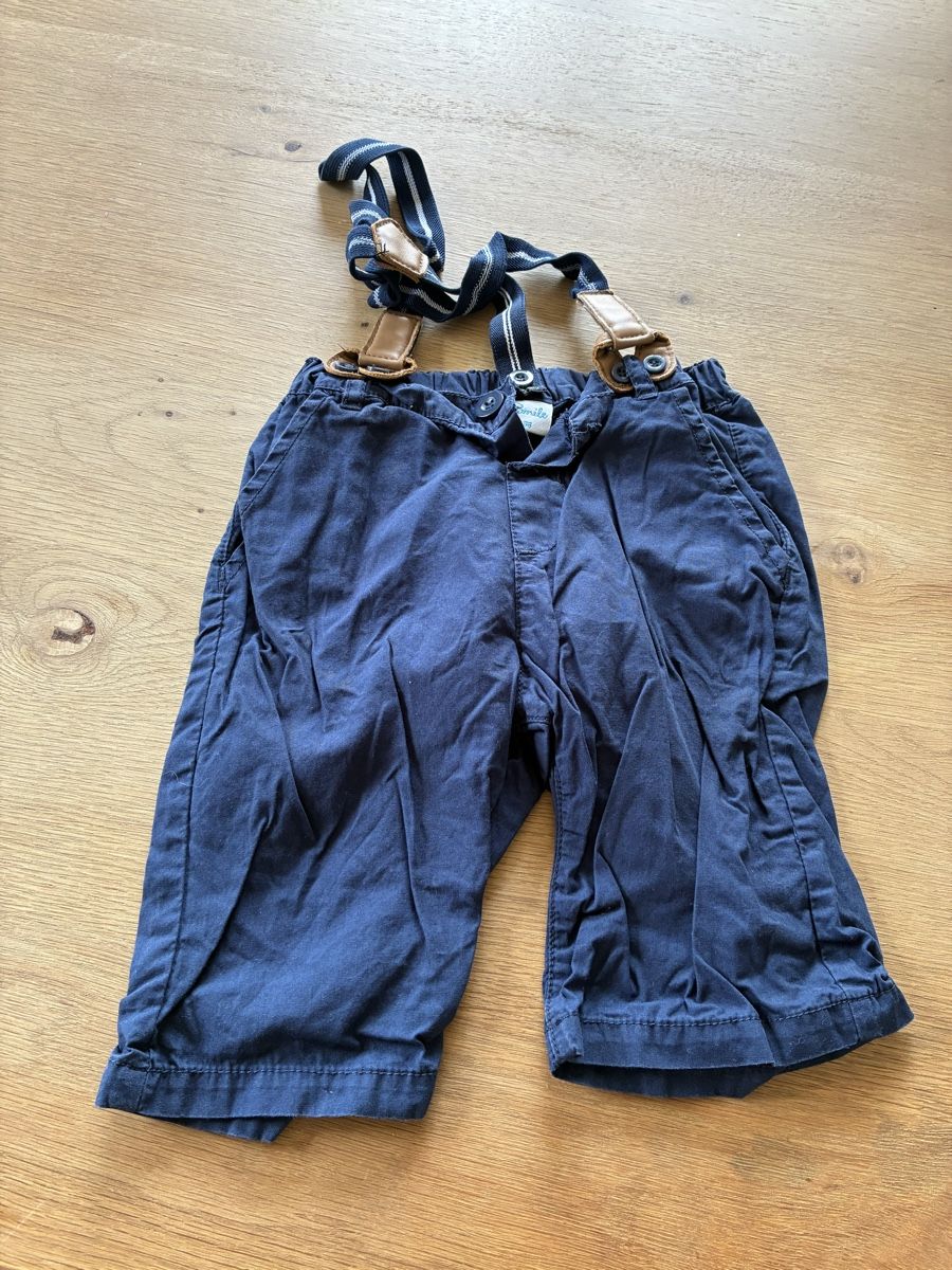 Hosen: Smile Latzhose Jungs Größe 98  – Gebraucht aus Wolfwil von NewGirl