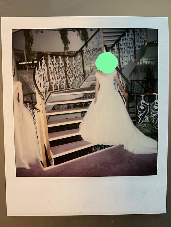 Vestiti: Brautkleid mit Schleppe und Unterrock plus Collier – Usato da Wetzikon ZH venduto da christacrissy 1
