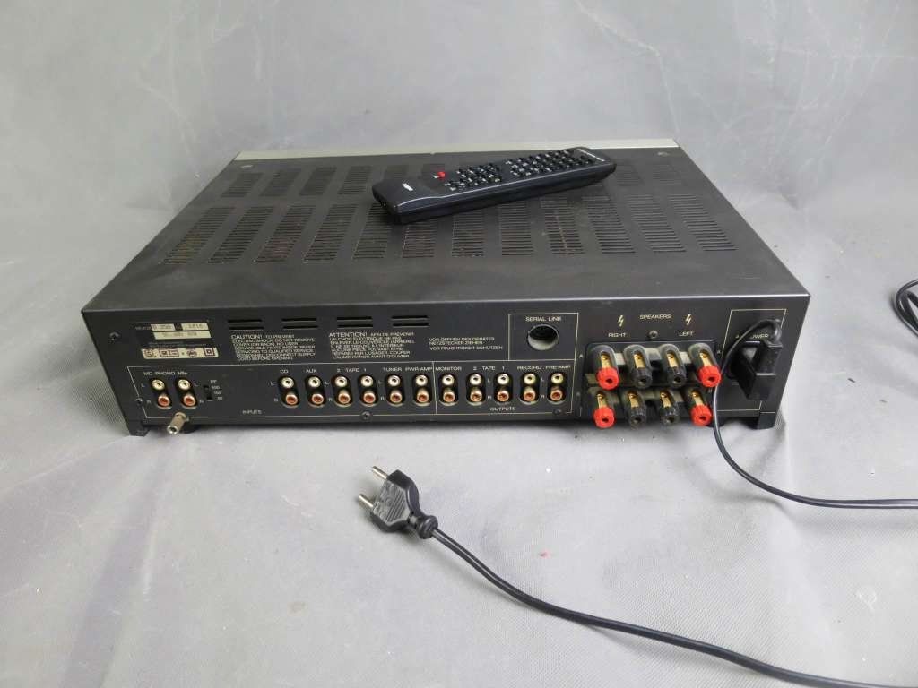 Revox Amplificatori: Revox B 250 Amplifier mit Fernbedienung – Usato da Zürich venduto da 1.Simon 3