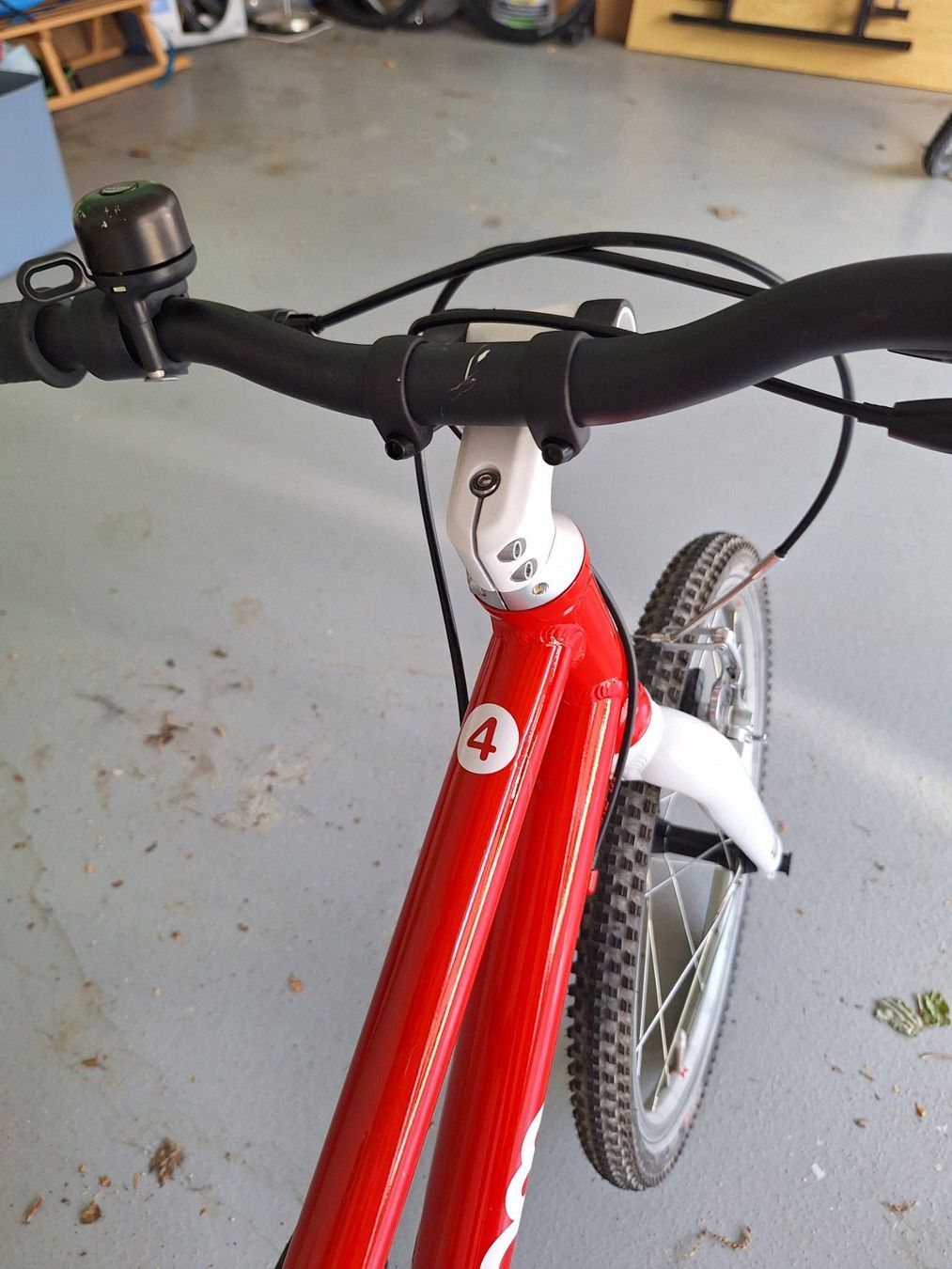 Woom Biciclette: Woom 4 Rot Kindervelo – Usato da Wilen b. Wollerau venduto da athorpe 4