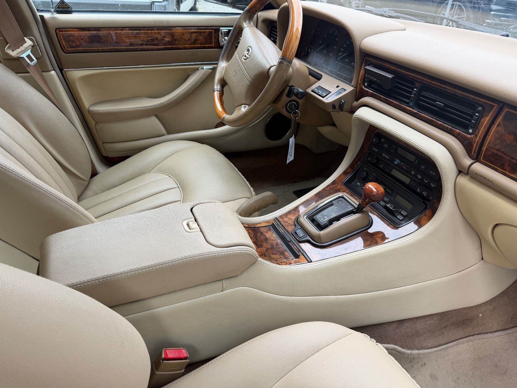 Daimler Autos: DAIMLER SIX 4.0 mit 241PS für BASTLER oder Export – D'occasion à Hunzenschwil par lupo22 6