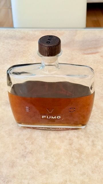 Spirituosen: EVO Fumo Grappa Riserva 1 l geräuchert angebrochen halb – Gebraucht aus Zürich von sr.zurich 1