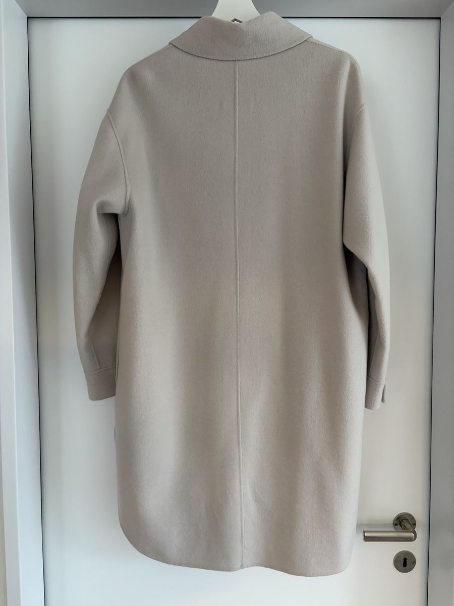 Massimo Dutti Cappotti: Massimo Dutti Oversized Mantel beige – Nuovo (secondo la descrizione) da Zürich venduto da giuliak 1