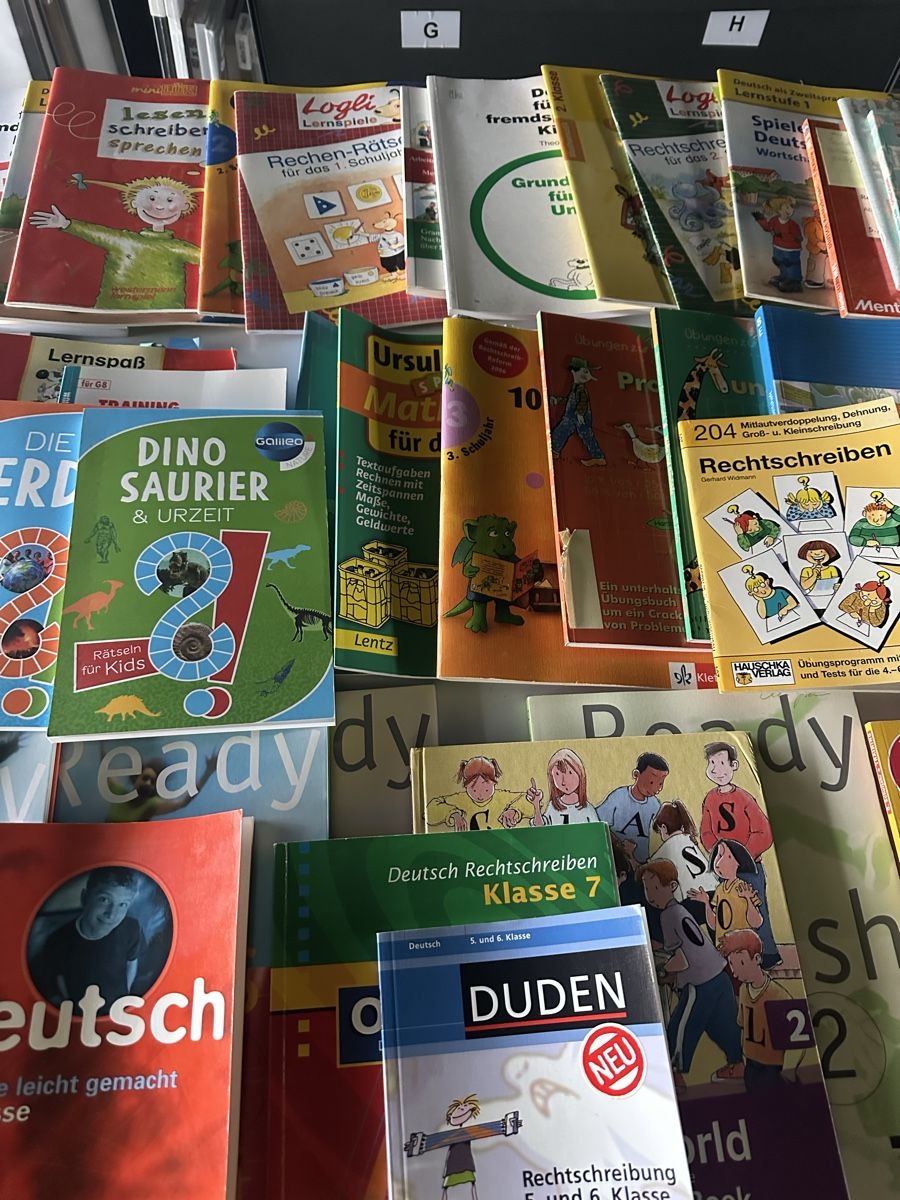 Libri: 65 Nachhilfebücher Primarschule!! Ab 1.-!! – Usato da Starrkirch-Wil venduto da charlywatson 2