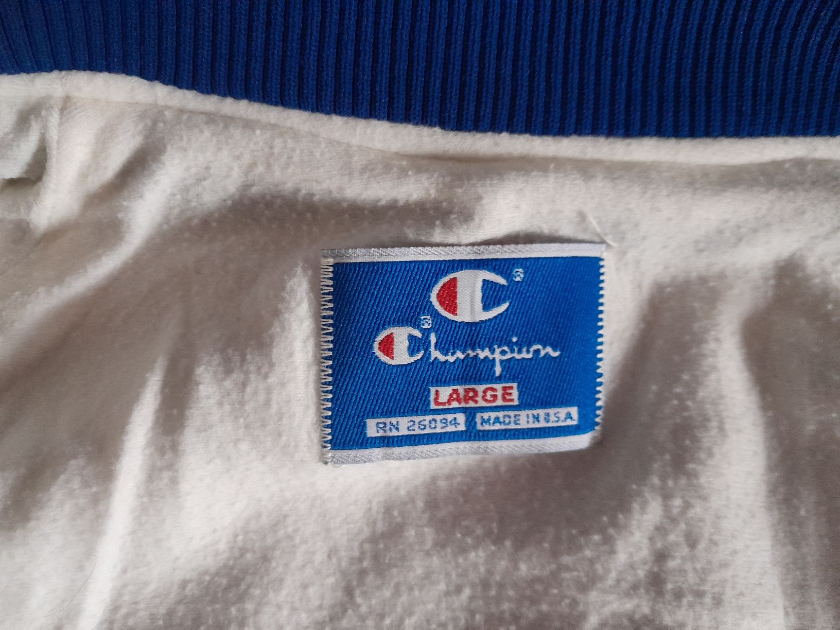 Champion Giacche: veste Champion taille L – Usato da Genève venduto da ang_fd8z 5