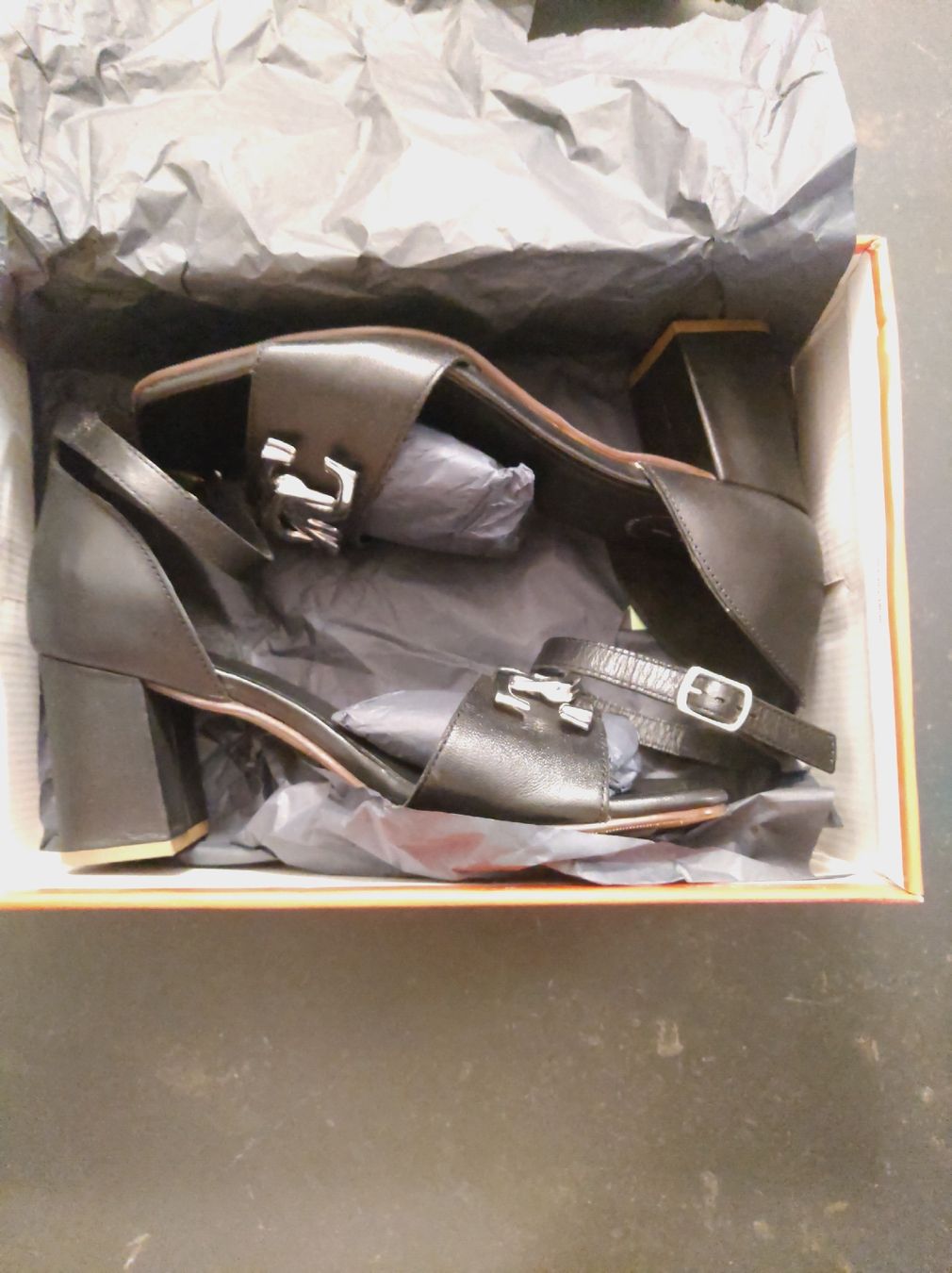 Scarpe da donna: Si Barcelona Pumps – Nuovo (secondo la descrizione) da Salenstein venduto da Silly...0 5