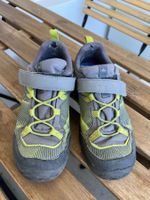 Quechua Wanderschuhe Gr. 33