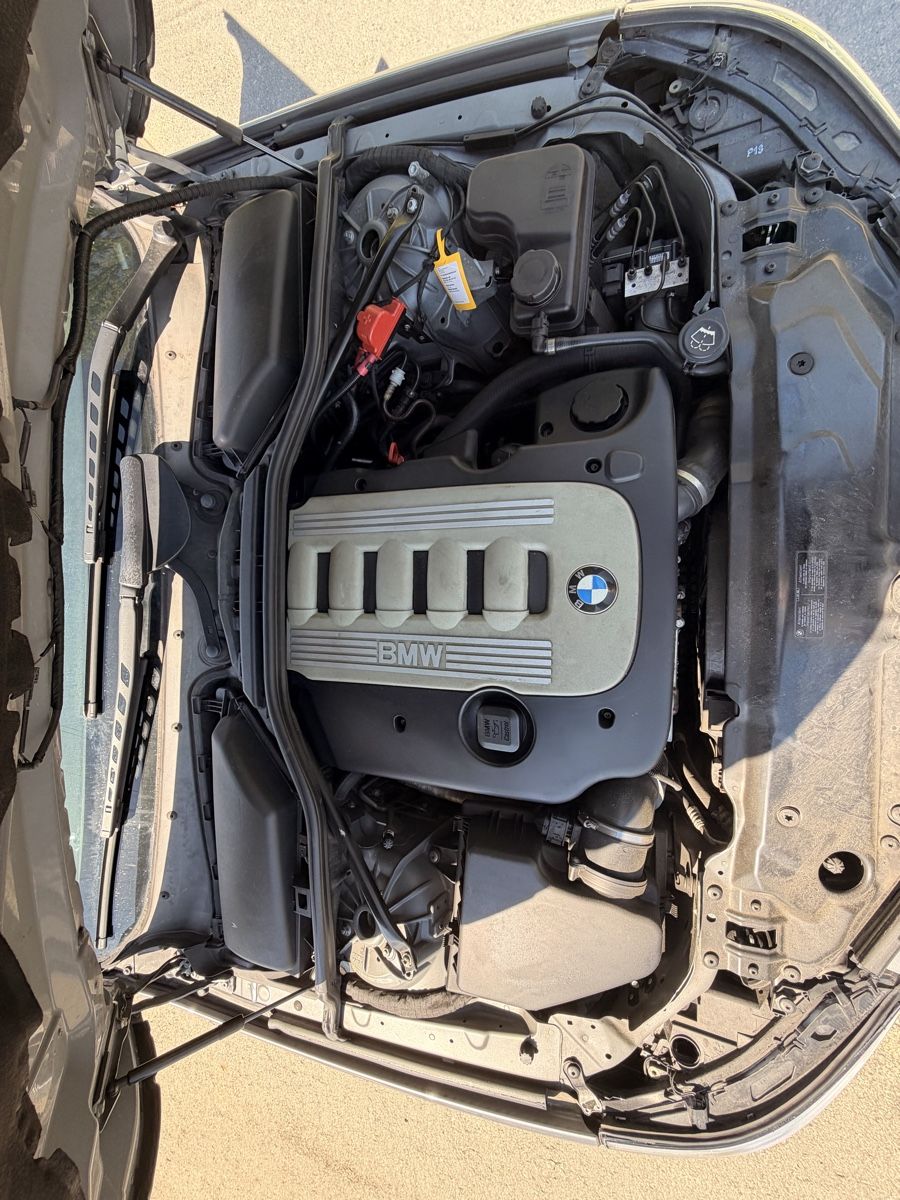 BMW Automobili: BMW E60 535D, M-Paket, Apple Carplay – Usato da Brüttisellen venduto da nr9_sb6m 9