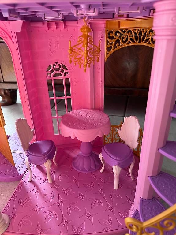Disney Jouets: Disney Princess Schloss – D'occasion à Niederweningen par nat_q2bq 3
