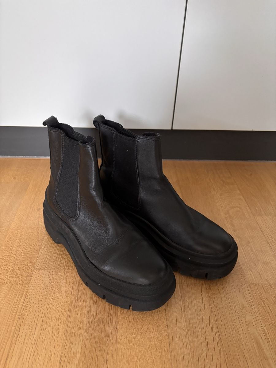 H&M Scarpe da donna: Plateau Boots/Bottines 38 – Usato da Fribourg venduto da dafral