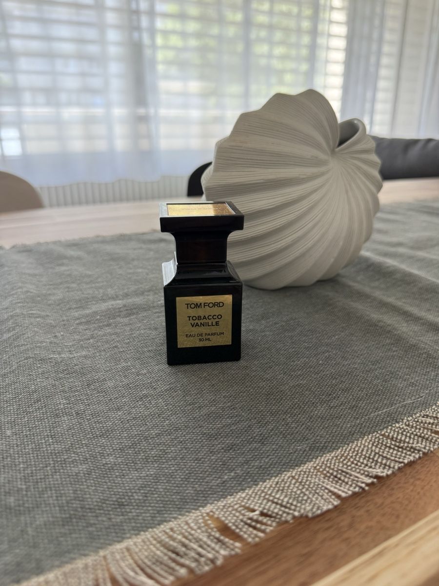 Tom Ford Profumi & Eau de Toilette: Tom Ford Tobacco Vanille Eau de Parfum 30ml – Usato da Biezwil venduto da noa_zz88