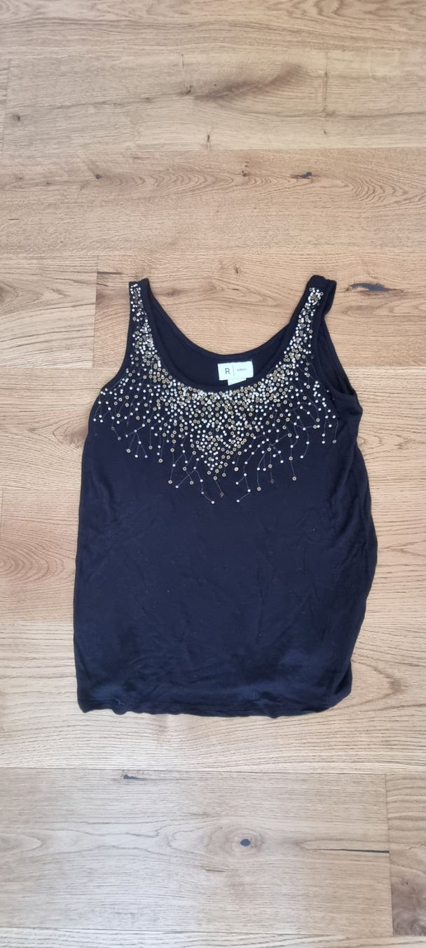 Lotti di vestiti: 9er-Set: Damenoberteile Grösse 36/38 – Usato da Lachen SZ venduto da allesweg78 8