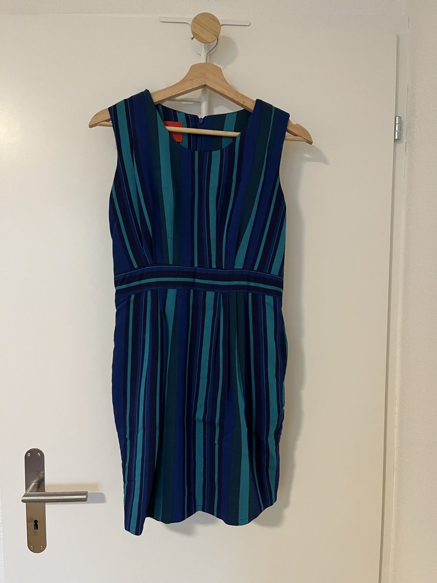 Robes: 4 summer dresses – Neuf (Voir description) à Thalwil par zen_hpz5 1