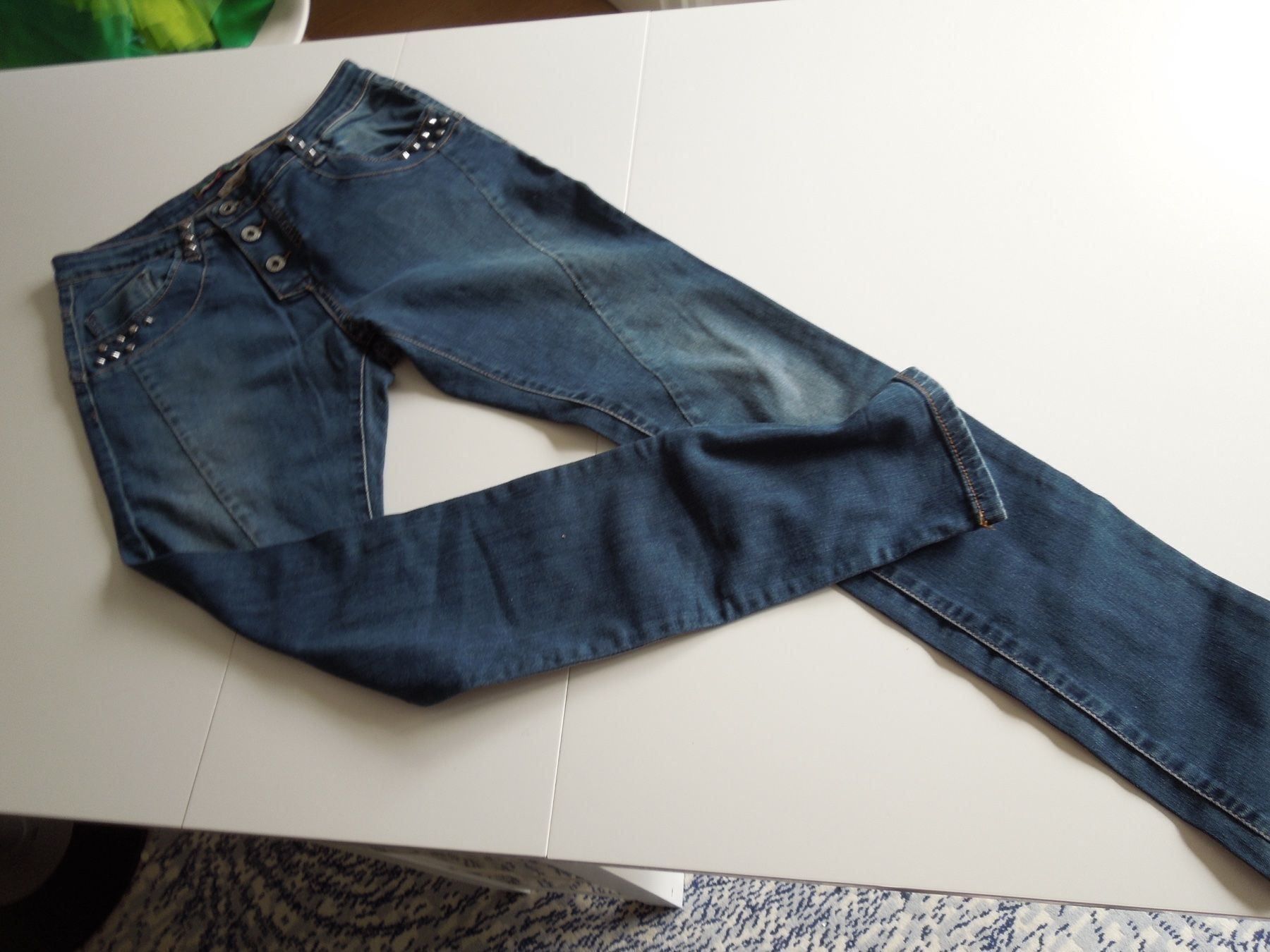 Please Jeans Jeans: PLEASE Nieten Jeans Gr. Small – Nuovo (secondo la descrizione) da Meiringen venduto da Sheyene 2