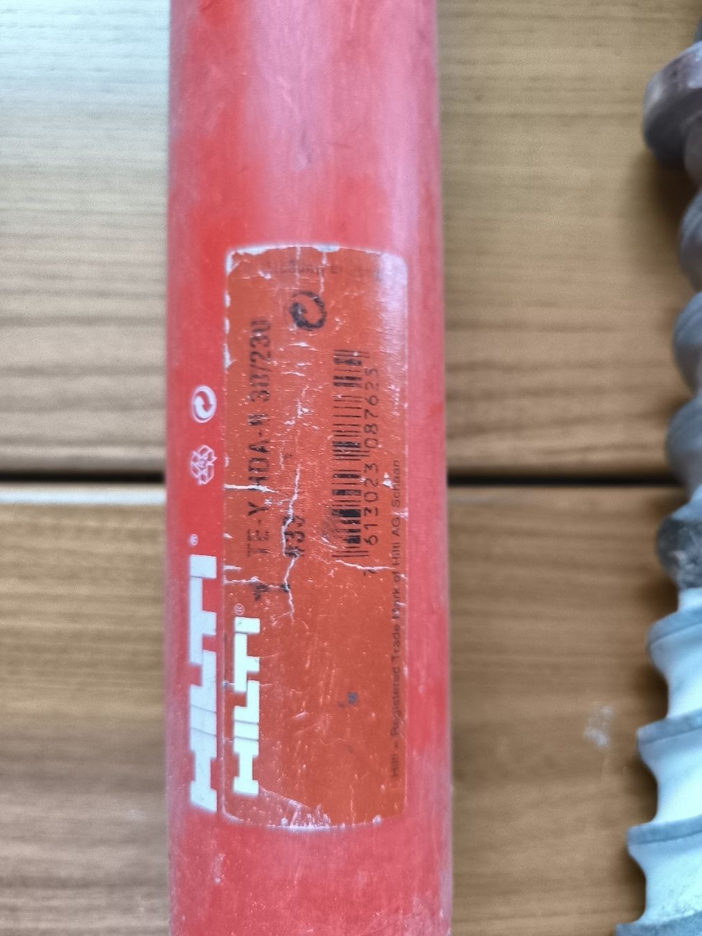 Hilti Alle Werkzeuge: Hilti Bohrer 30mm – Gebraucht aus Hallwil von chnusber 1