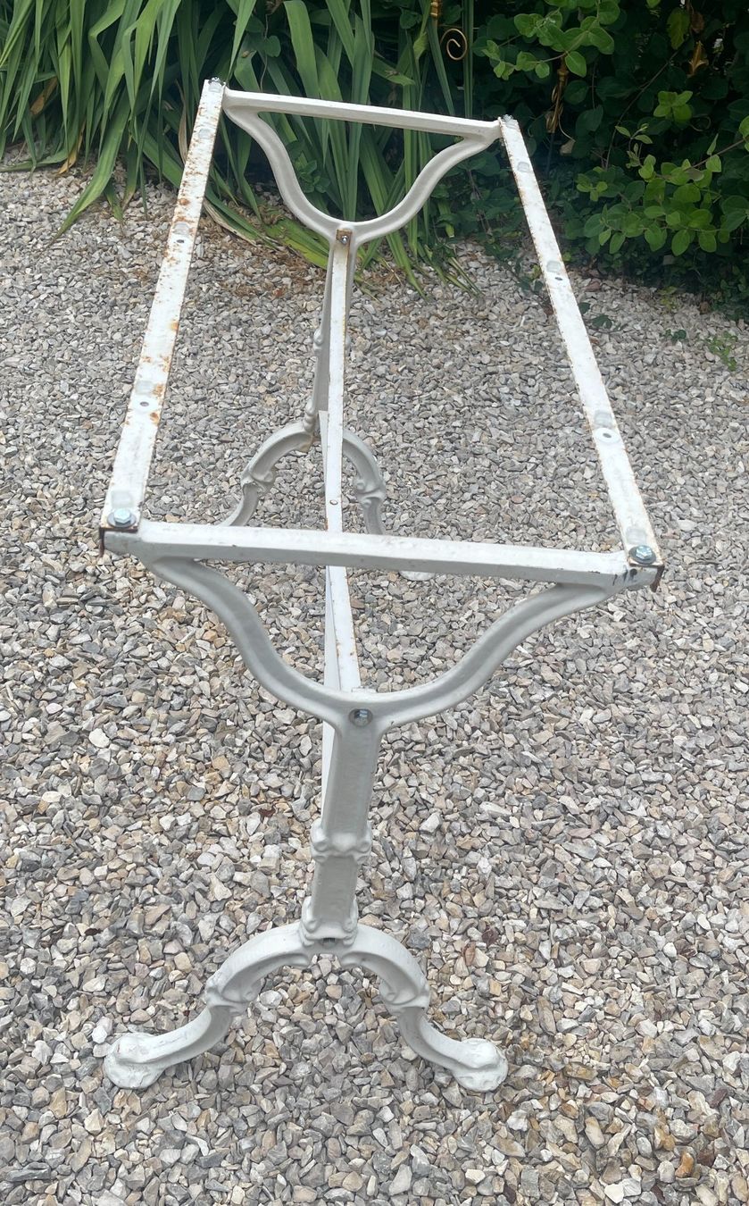 Tables: Gartentisch, Bistrotisch mit Granitplatte – D'occasion à Stadel par Supersaver 4