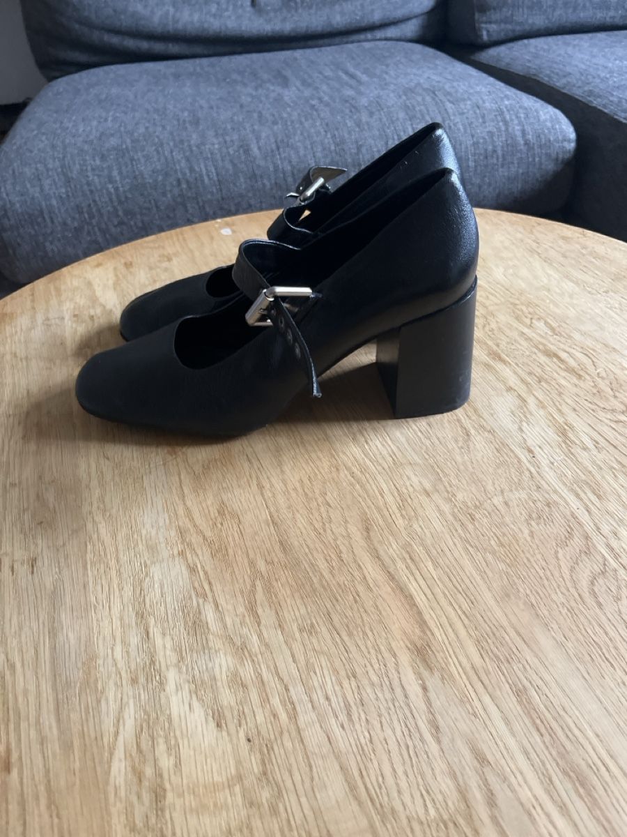 Massimo Dutti Damenschuhe: Massimo dutti shoes – Gebraucht aus Zürich von Fisi80 2