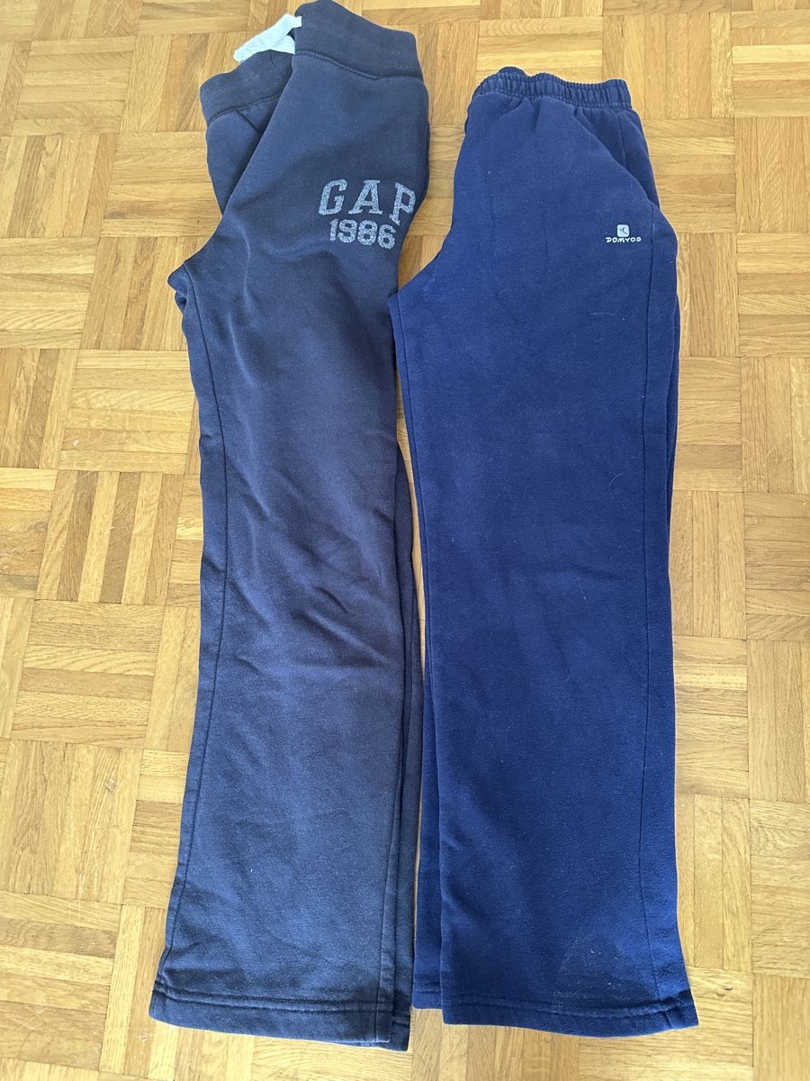 Lotti & Set di vestiti: 4 Trainerhosen  – Usato da Münchenstein venduto da egi4142 1