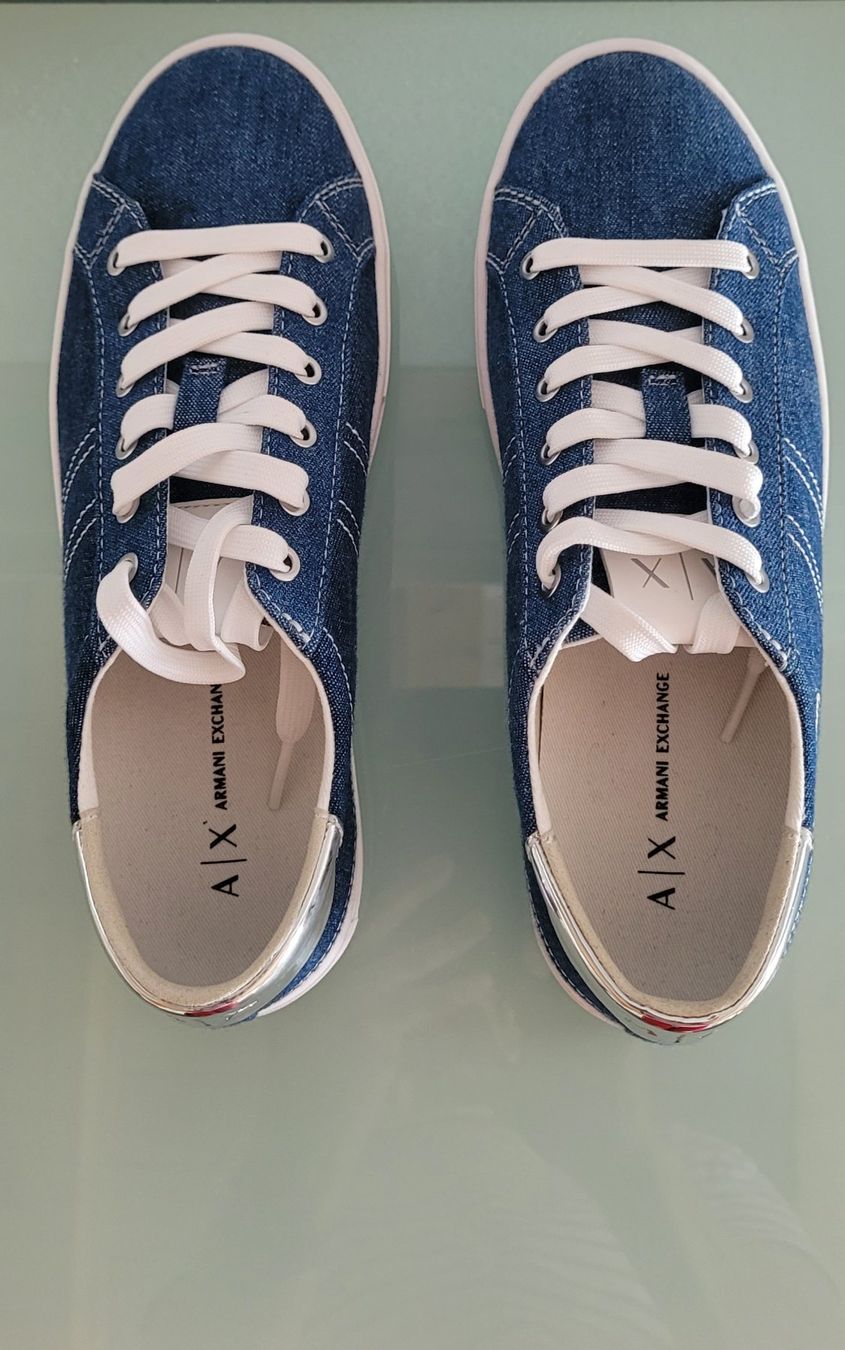Armani Scarpe da donna: Sneaker von Armani Exchange AX, 38M – Usato da Thayngen venduto da MissMoneypenny