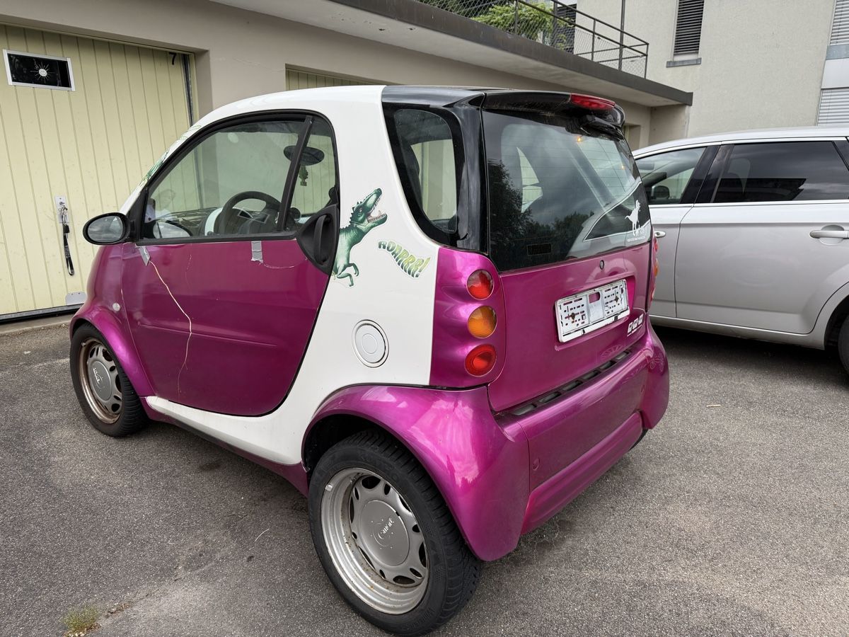 Smart Automobili: Smart Fortwo Pink – Usato da Villarepos venduto da BestDeals52 3