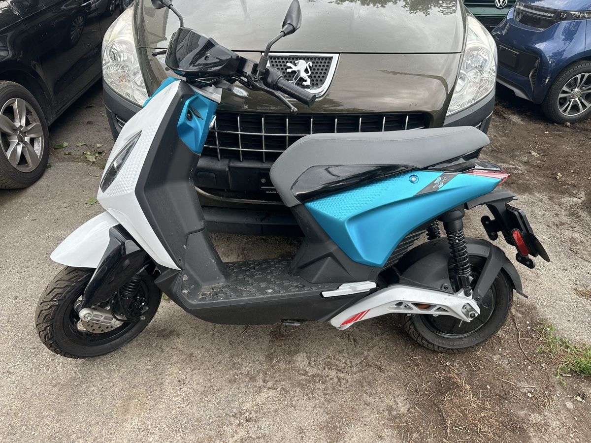 Piaggio Scooter: Piaggio One – Difettoso da Gals venduto da aya_p7pd 2