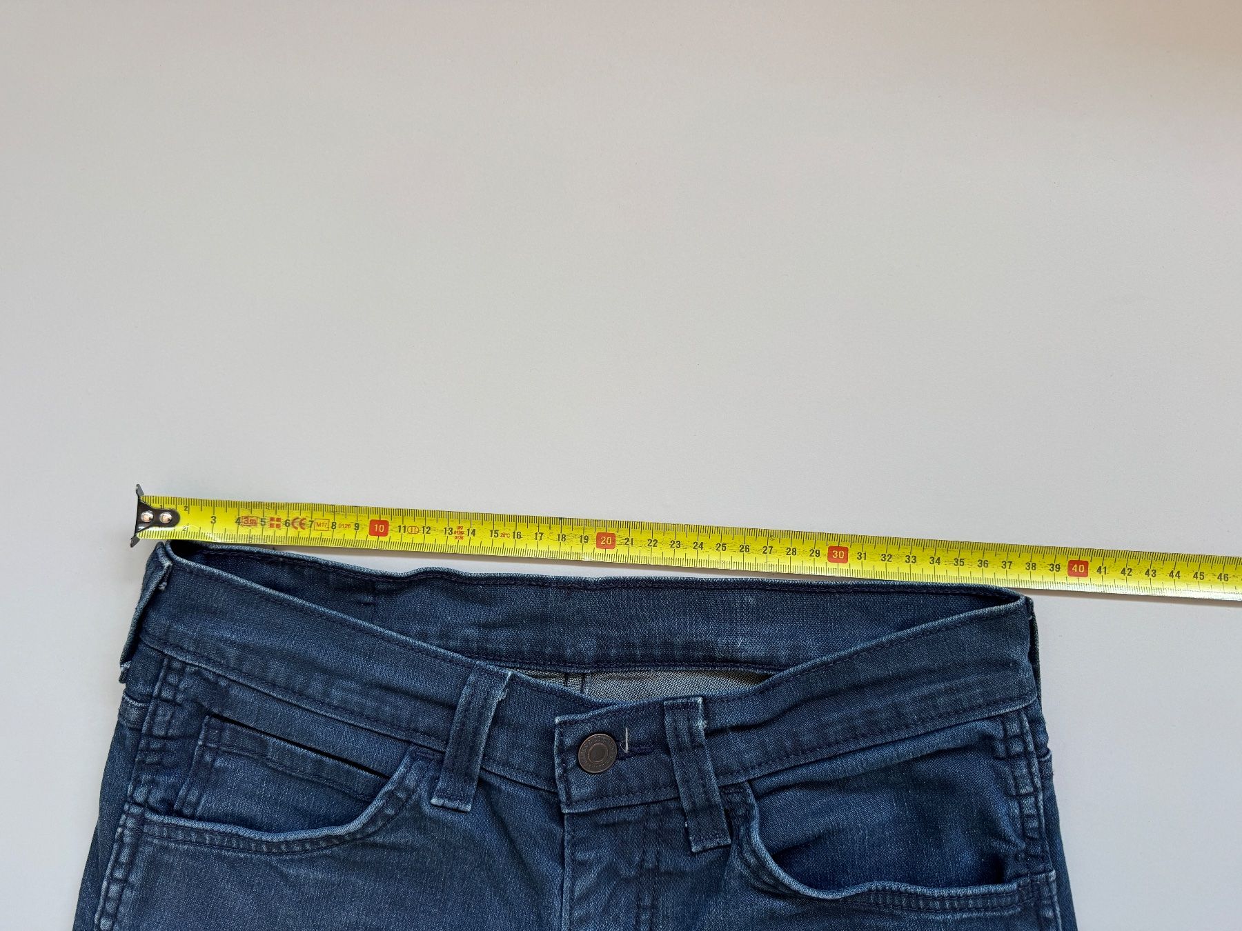 Levi's Jeans: Levis 511 denim W29 L32 slim MEN from 2016 – Usato da Neuchâtel venduto da _Easy_to_Find_ 4