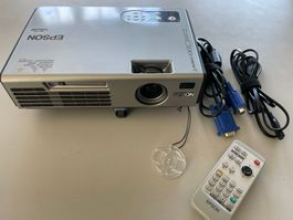 Epson Beamer EMP-765 erst 132h 2500 Ansilumen ab 1.-