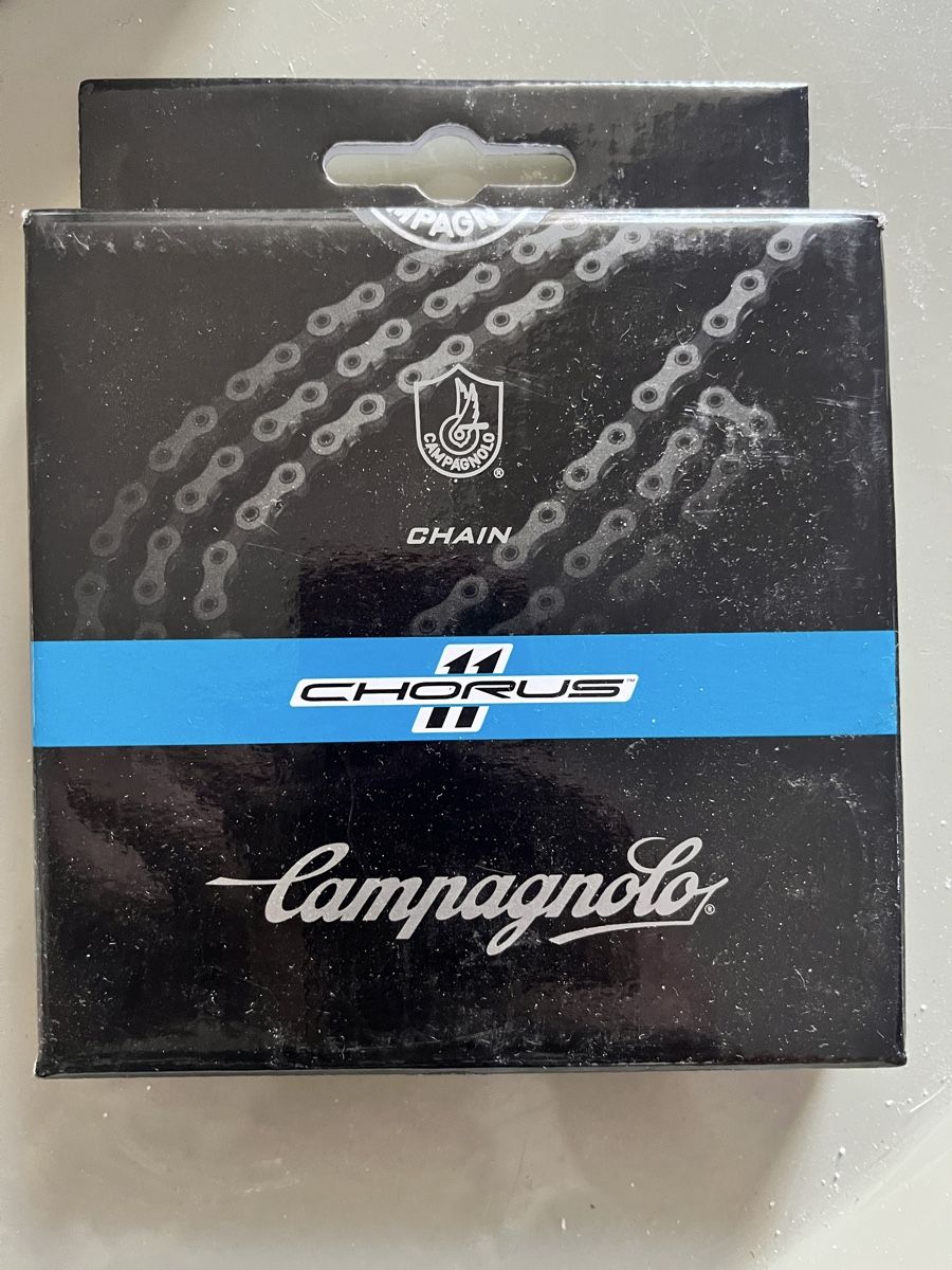 Campagnolo Ersatzteile: Campagnolo Chorus 11er Kette – Neu und originalverpackt aus zürich von Bennoerwin