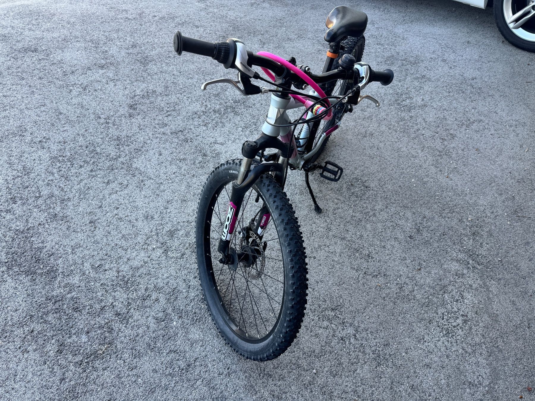 Wheeler Biciclette: Vélo enfant 24" Rose/Gris – Usato da St-Aubin-Sauges venduto da Kelkel 3