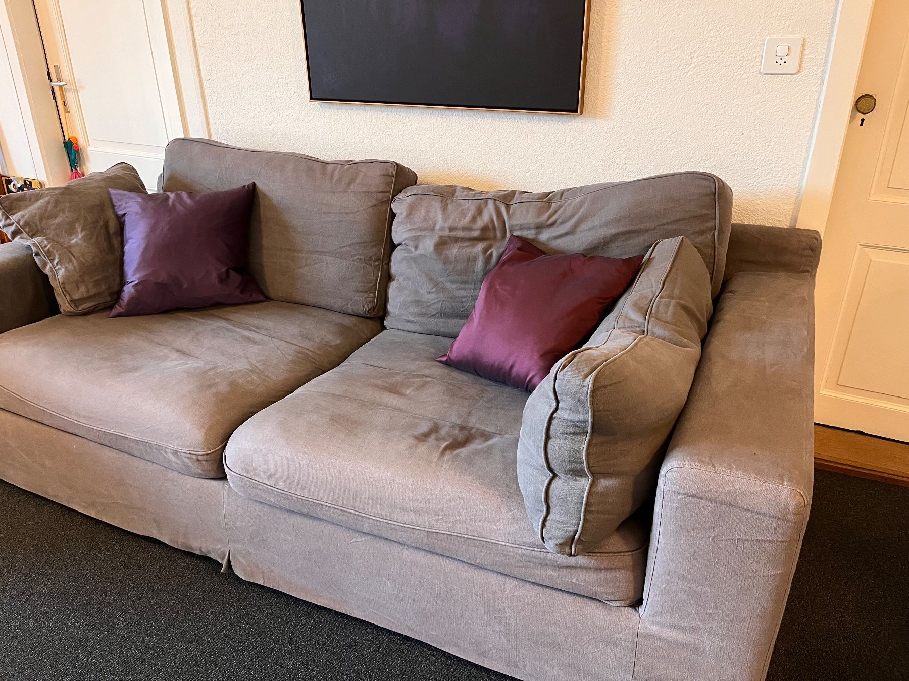 Divani: Gemütliches 2er Sofa mit Hocker – Usato da Weisslingen venduto da AKeller01 1