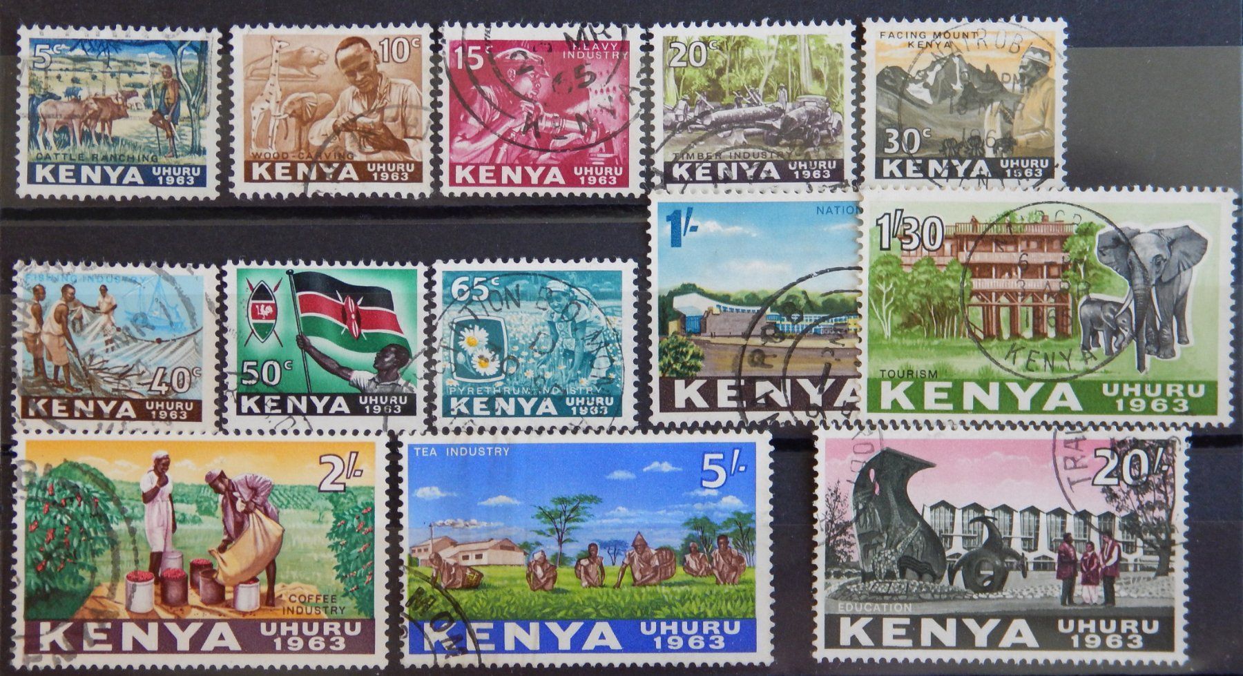 Tutti i francobolli: Kenia ex. Kat. 1-14 gest. 1963 – Usato da Zürich venduto da Muehlekauf