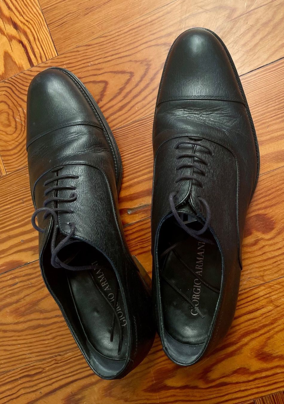 Armani Scarpe da uomo: Giorgio Armani derbies en cuir noir 44IT – Usato da Lausanne venduto da Taronshate 5