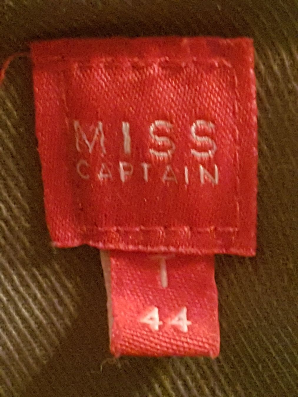 Jacken: Veste taille 44 marque Miss Captain 97% coton – Gebraucht aus Villiers von san_jn5w 3