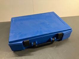 leerer Kunststoff Werkzeug/Gerätekoffer blau ab 1.-