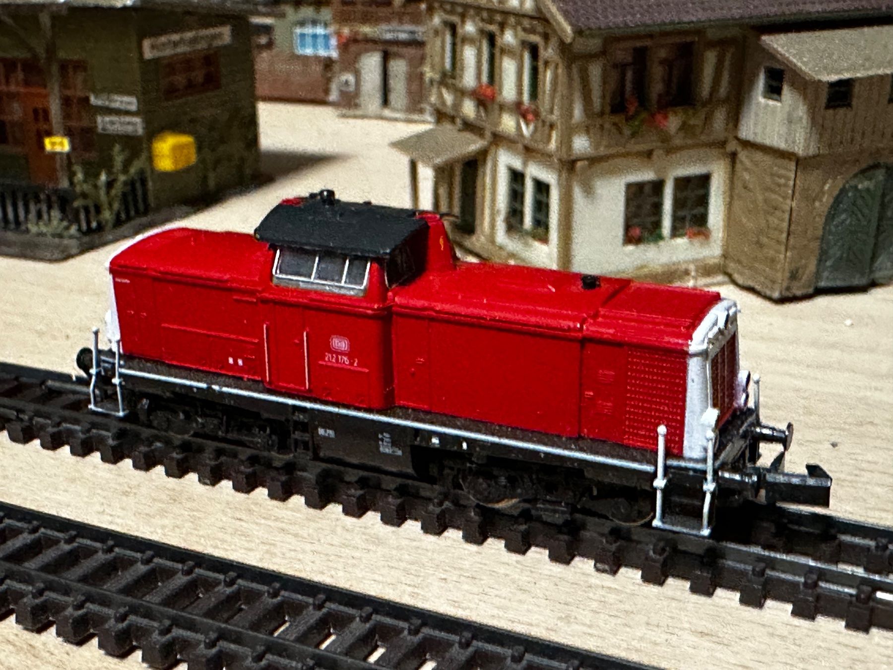 Arnold Modellini di ferrovie: Arnold-N Diesellok BR 212 176-2 – Usato da Abtwil SG venduto da Sportedelweiss 2
