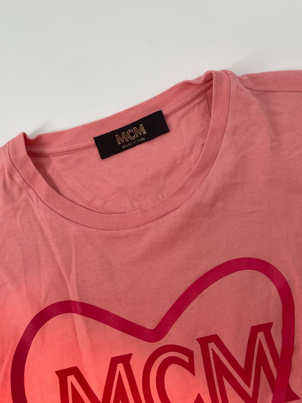 Mcm T-shirt: Crop Shirt MCM Gr. M – Usato da Auenstein venduto da moin. 5