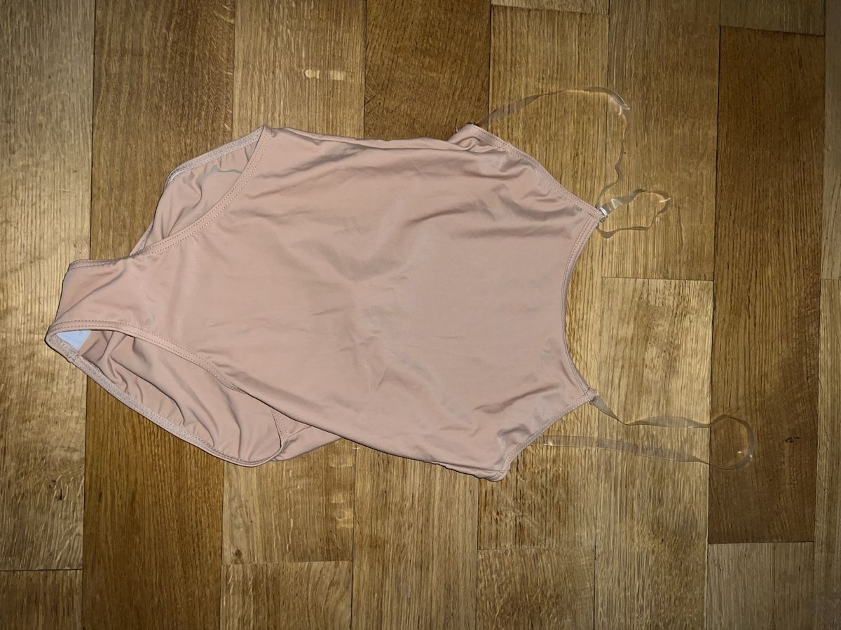 Completi & Tailleur: Mondor Turnanzug in Nude – Nuovo (secondo la descrizione) da Aesch BL venduto da sof_rk2j