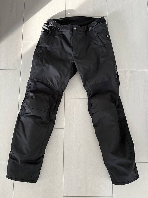 Dainese Lotti di vestiti: Dainese Töffbeckleidung – Usato da Laupen BE venduto da chr_968h 1