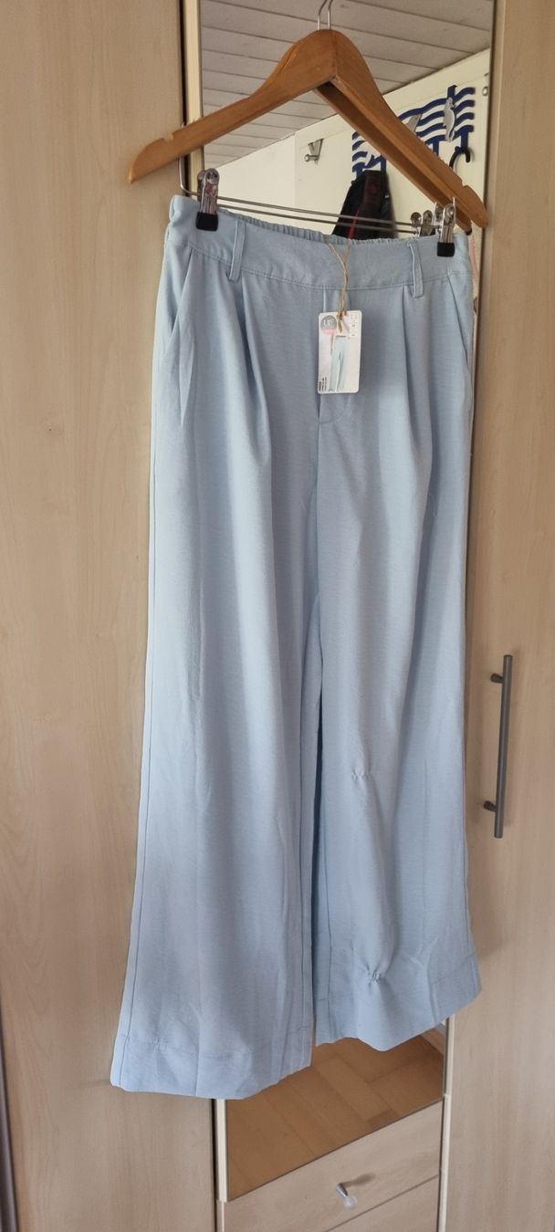 Pantaloni: Hose hellblau Grösse 40 mit Etikett – Nuovo (secondo la descrizione) da egliswil venduto da Maggy6