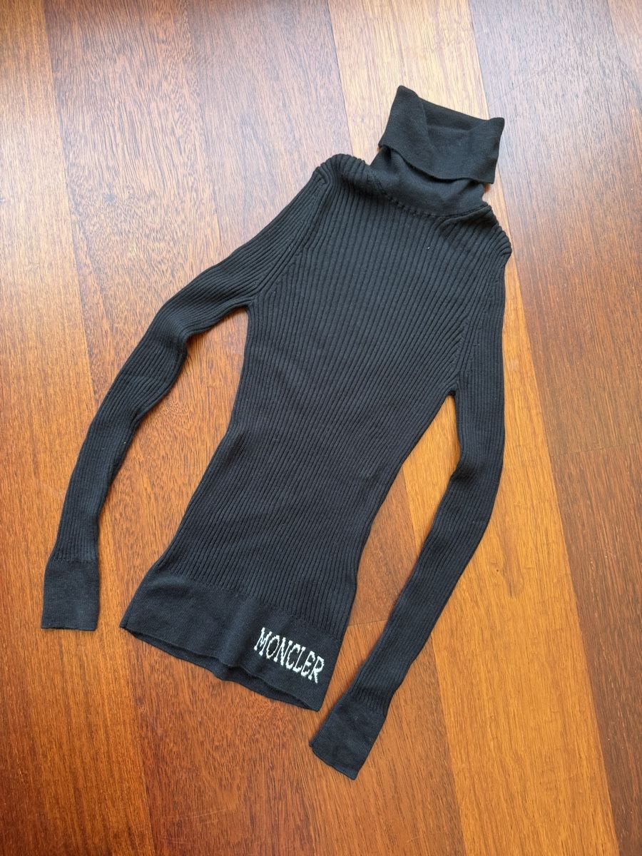 Moncler Maglioni & Felpe: Pull col roulé noir Moncler taille - M – Nuovo (secondo la descrizione) da Genève venduto da iry_67wr 2