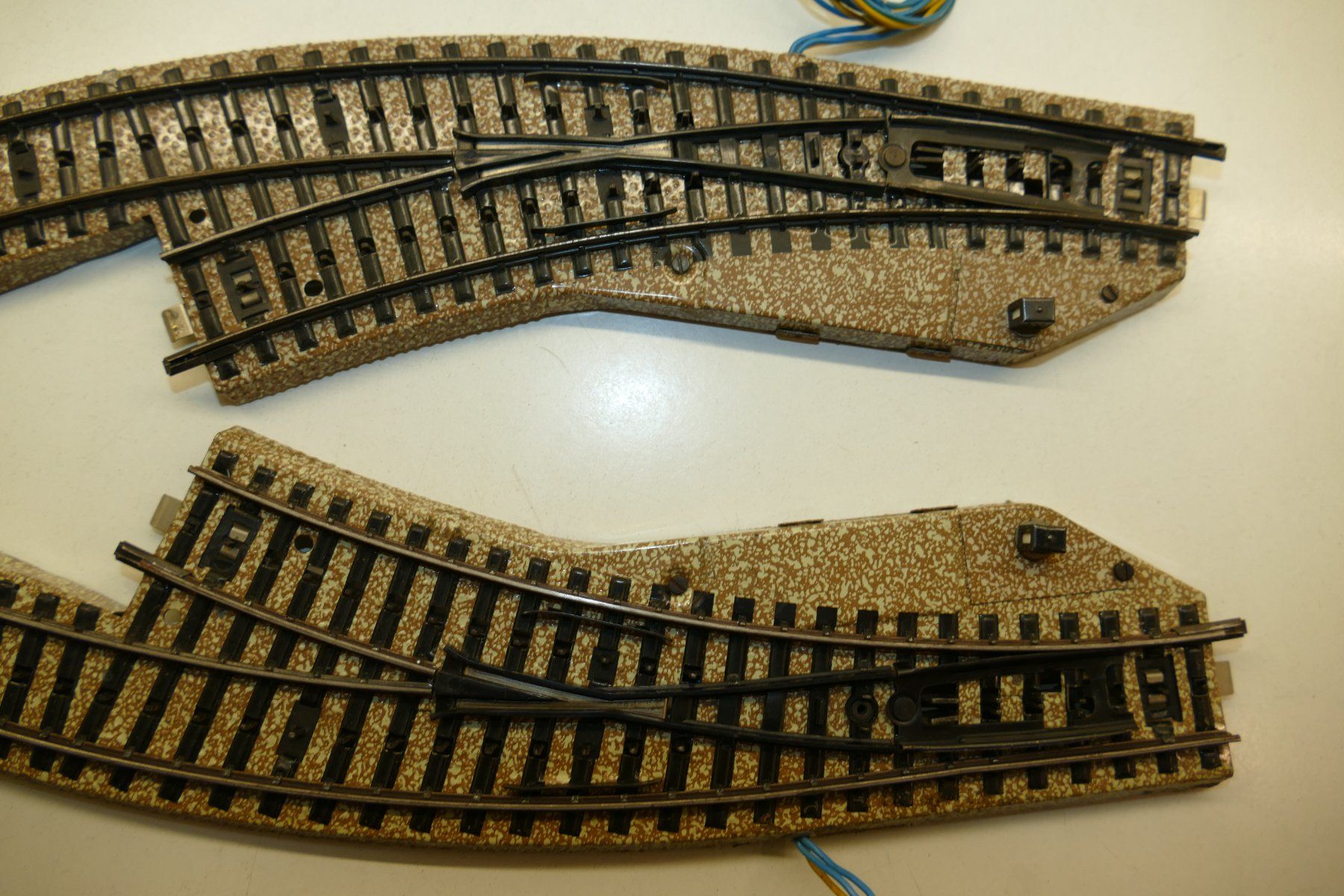 Märklin Modellini di ferrovie: Märklin H0: M-Bogenweichenpaar Einheit 1 – Usato da Niederhasli venduto da rail-duerst 2