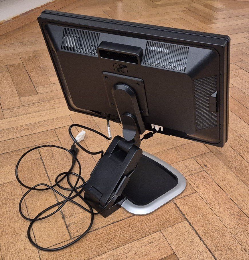 Hewlett Packard Monitor: Bildschirm HP L2445w – Usato da Bern venduto da Gregonetwo 1