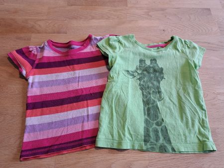 2er Set T-Shirts Gr. 104/110 Baby Gap & Esprit Sommer