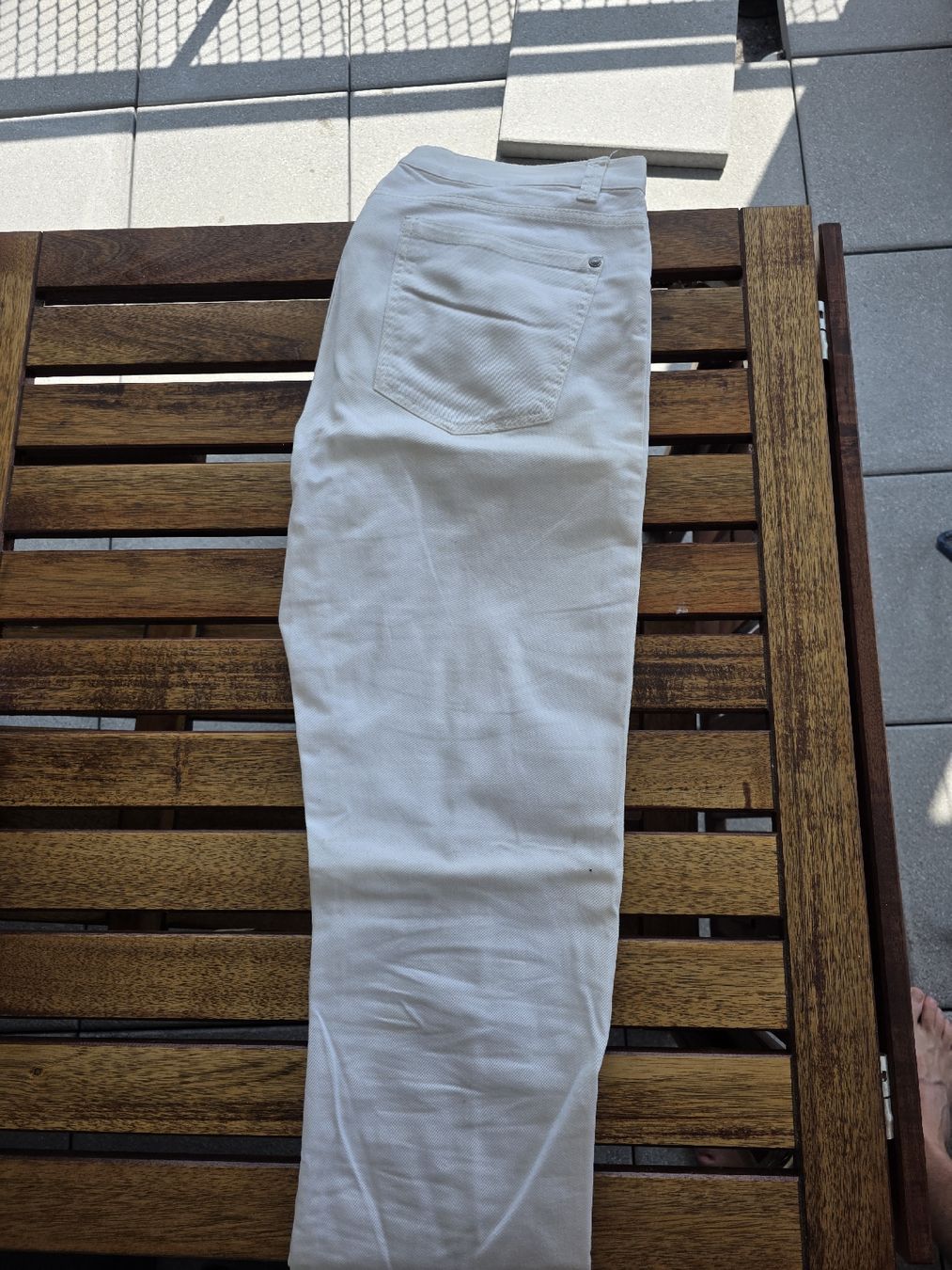 H&M Hosen: Weisse Hose H&M 32/34 – Gebraucht aus Zürich von ceviname 1